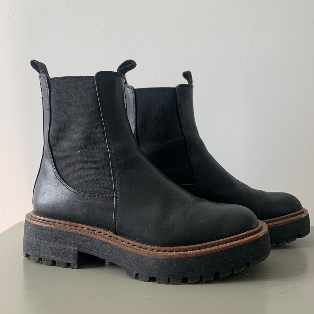 Sam Edelman Laguna Chelsea Boots - Lightly Worn